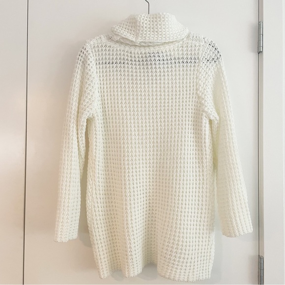 rain + rose Cowl neck Acrylic Knit Sweater with Button Detail Size Medium - Picture 2 of 8